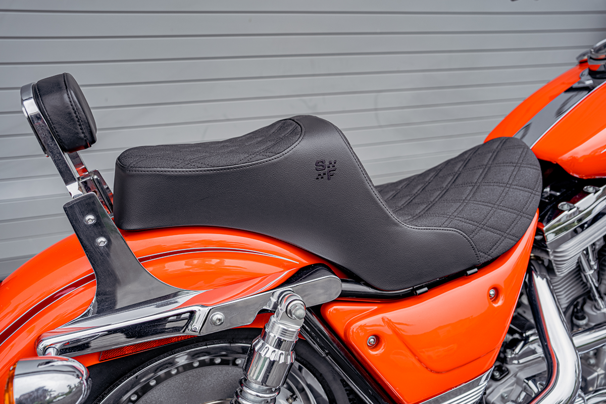 SLYFOX High Noon Seat - Vinyl - Black Double Diamond Stitch - FXR -'82-'00 4738C